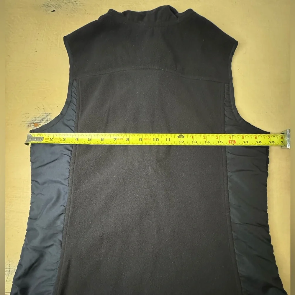 Tek Gear Black Sleeveless Zip-Up Vest - Picture 5 of 6